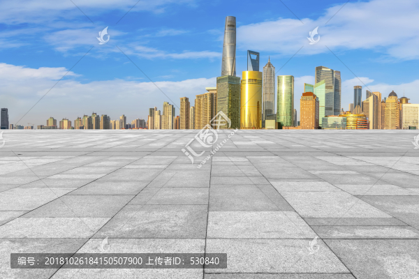 地磚地面和上海陸家嘴現(xiàn)代建筑