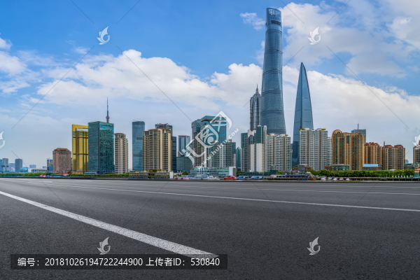 瀝青路面和上海摩天大樓天際線