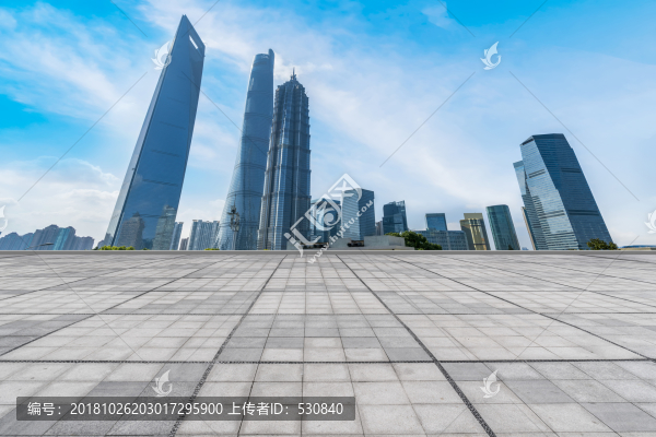 地磚路面和上海商業(yè)大廈寫字樓