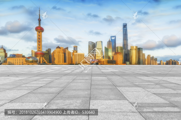 地磚路面和陸家嘴建筑天際線