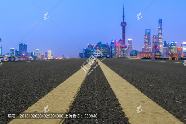瀝青路面和上海現(xiàn)代建筑群天際線