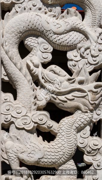 石雕龍