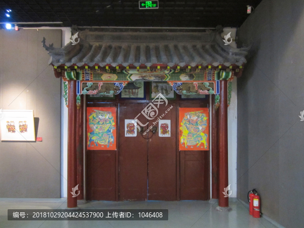仿古門庭