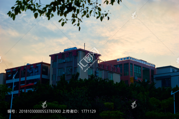 晚霞