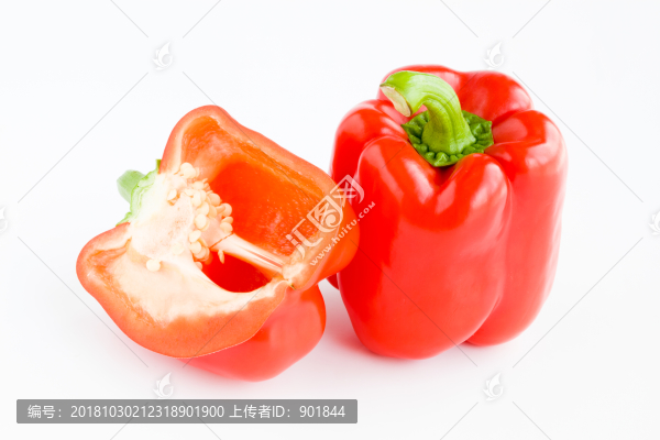 紅圓椒切面白底圖片