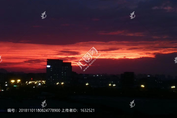 晚霞