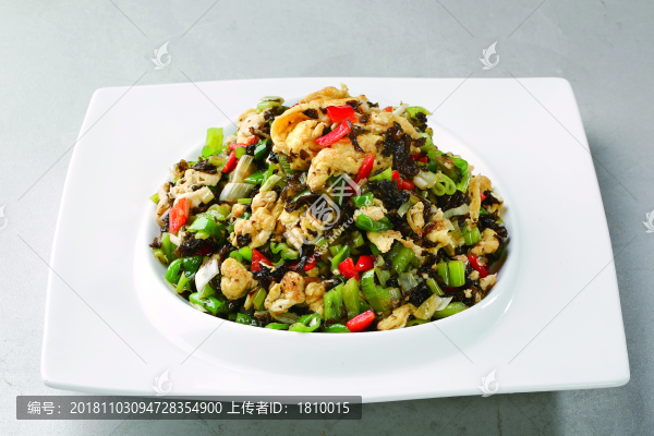 地皮菜尖椒炒雞蛋