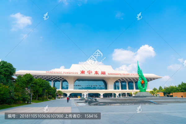 南寧東站南廣場
