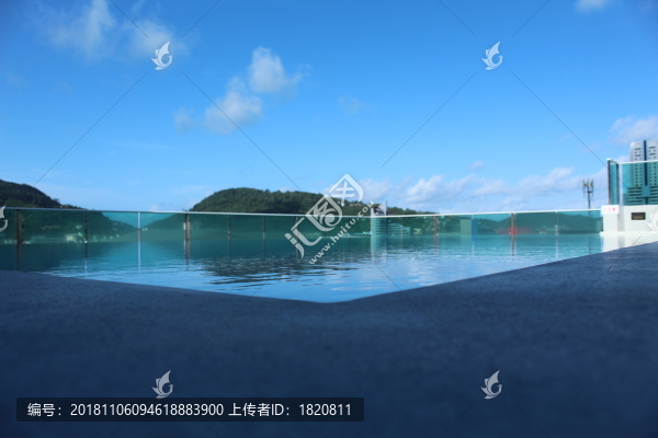 樓頂泳池