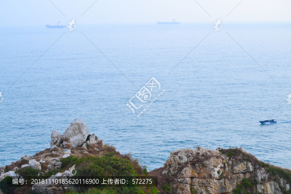 深圳西沖巖石小船海邊風光