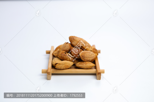 巴旦木