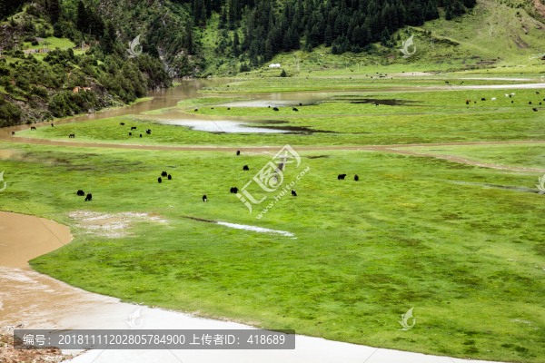 四川公路上的風(fēng)景