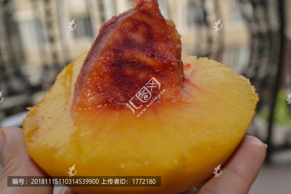 新鮮黃桃精品攝影圖