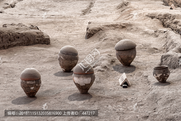 甕棺群
