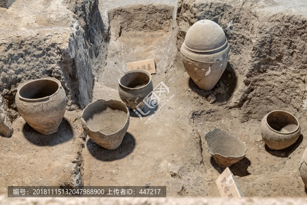 半坡遺址小女孩墓