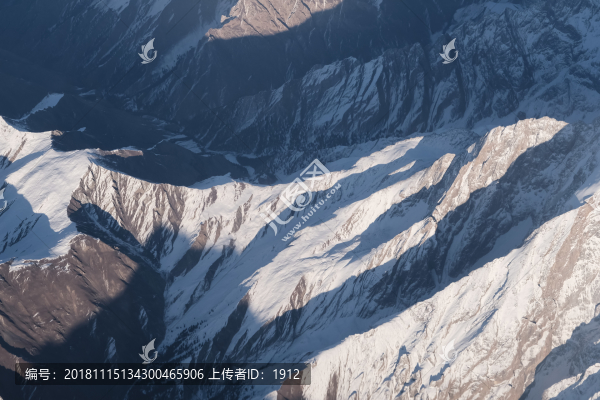 天山山脈