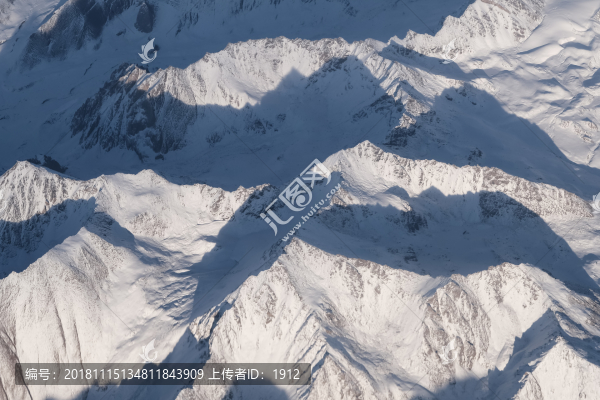 天山山脈