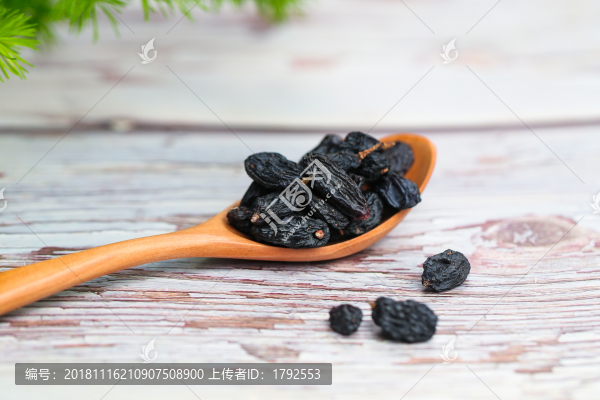 黑葡萄干