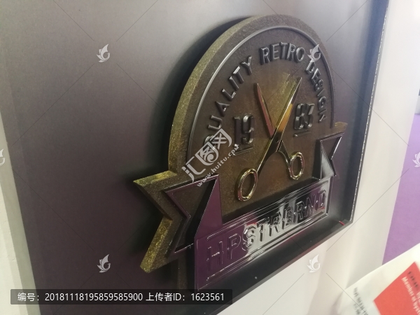 亞克力三維發(fā)光字