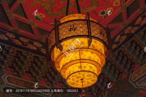 室內(nèi)頂燈