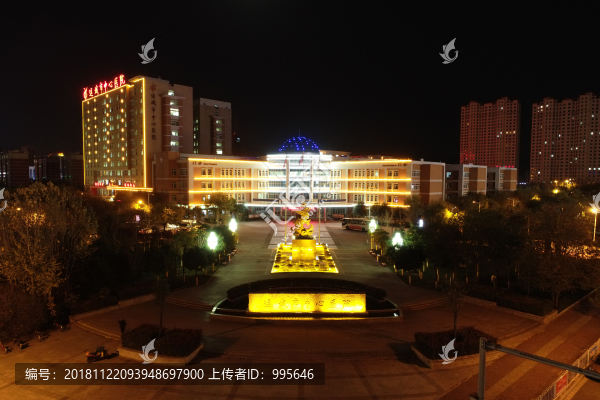 運城市中心醫(yī)院夜景