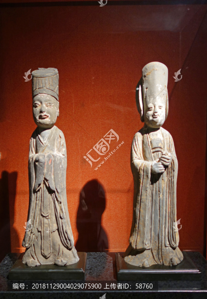 陶文吏俑陶侍女俑