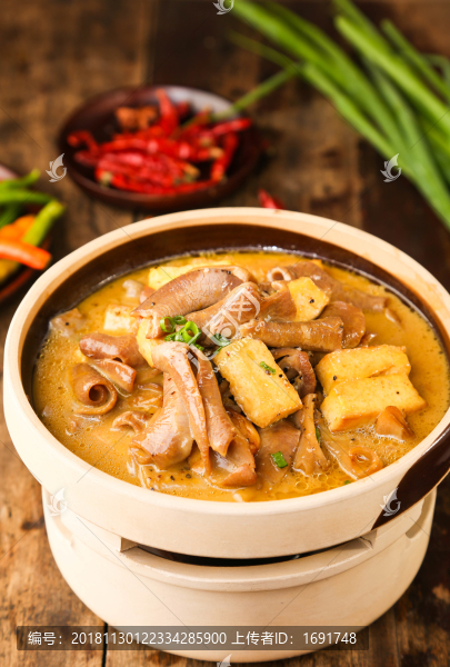 牛盤(pán)腸燴豆腐