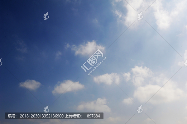 藍天