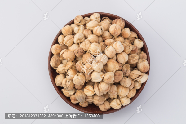 白扣