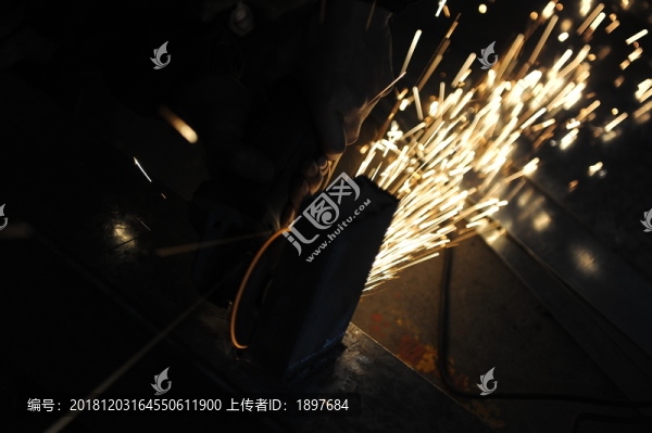 火花
