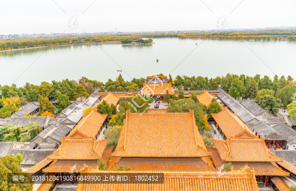 俯瞰頤和園古建筑秋色