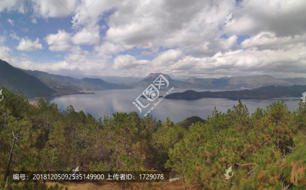 云南瀘沽湖