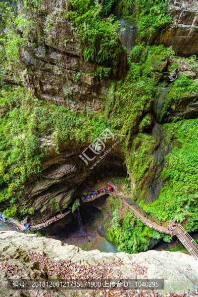 中國四川武隆龍水峽地縫