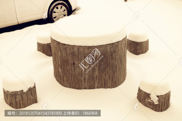 暴雪加沙塵暴