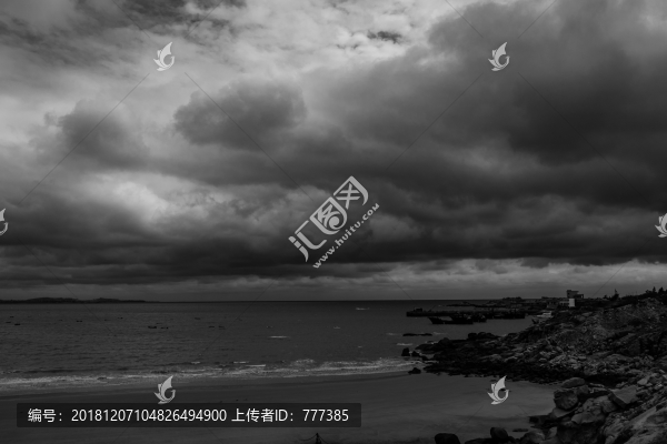 烏云壓海