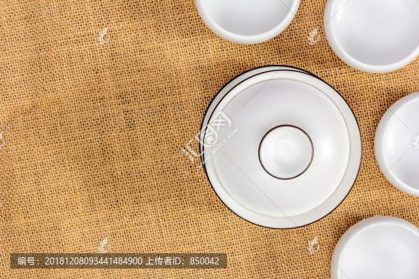 白瓷茶具蓋碗