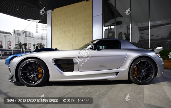 豪華汽車