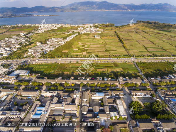 航拍蒼山洱海