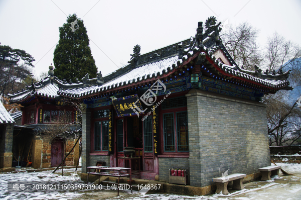 千山祖越寺三洲感應(yīng)殿