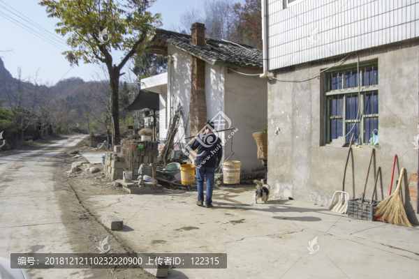 川陜甘三省邊界地帶房屋
