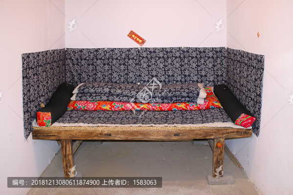 老式木床
