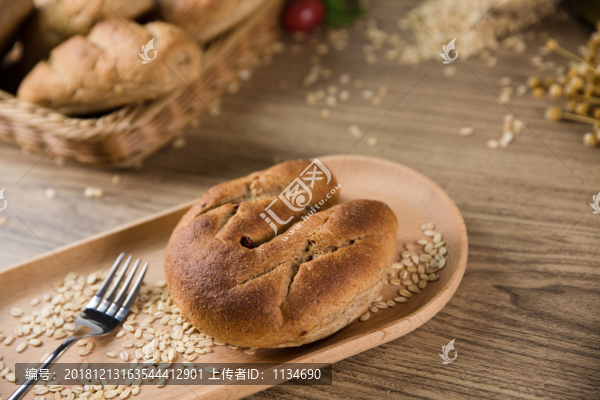 燕麥雜糧營養(yǎng)歐包烘焙面包