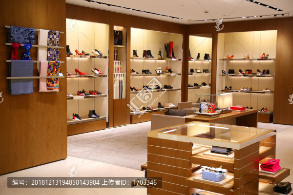 女包專(zhuān)賣(mài)店