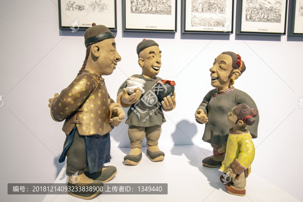 清末人物塑像