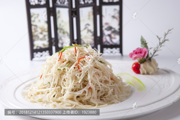 發(fā)絲牛百葉
