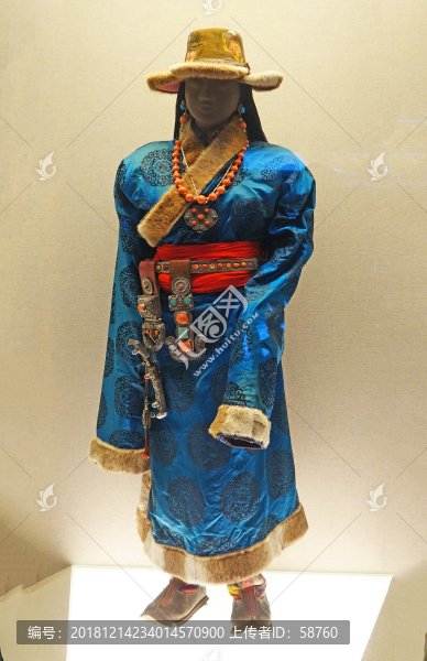 甘肅夏河藏族女盛裝