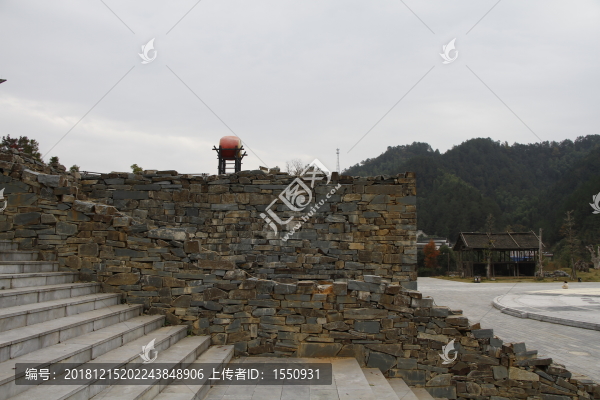 原生態(tài)石墻