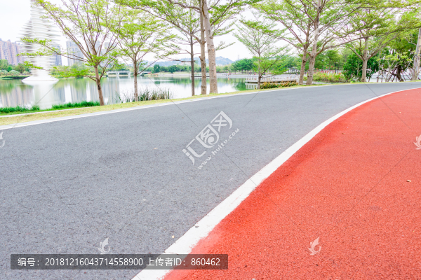 公園跑道路面