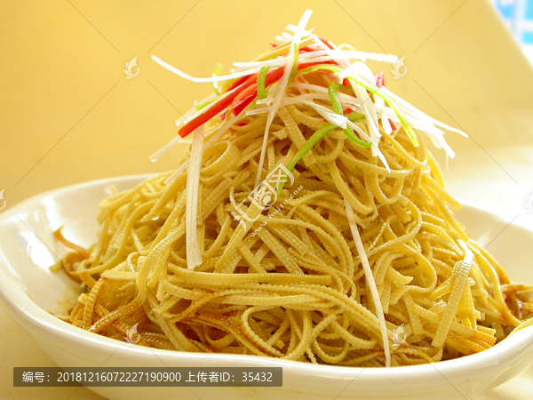風(fēng)味雞絲浸干絲