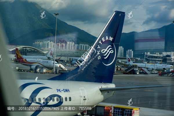 飛機起飛